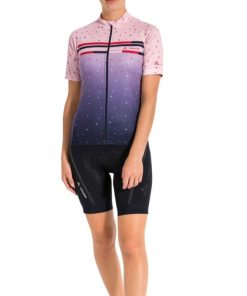 Eastendwardrobe.shop02a46bcf35 2