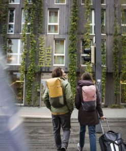 Eastendwardrobe.shop3f5f767dbd 3